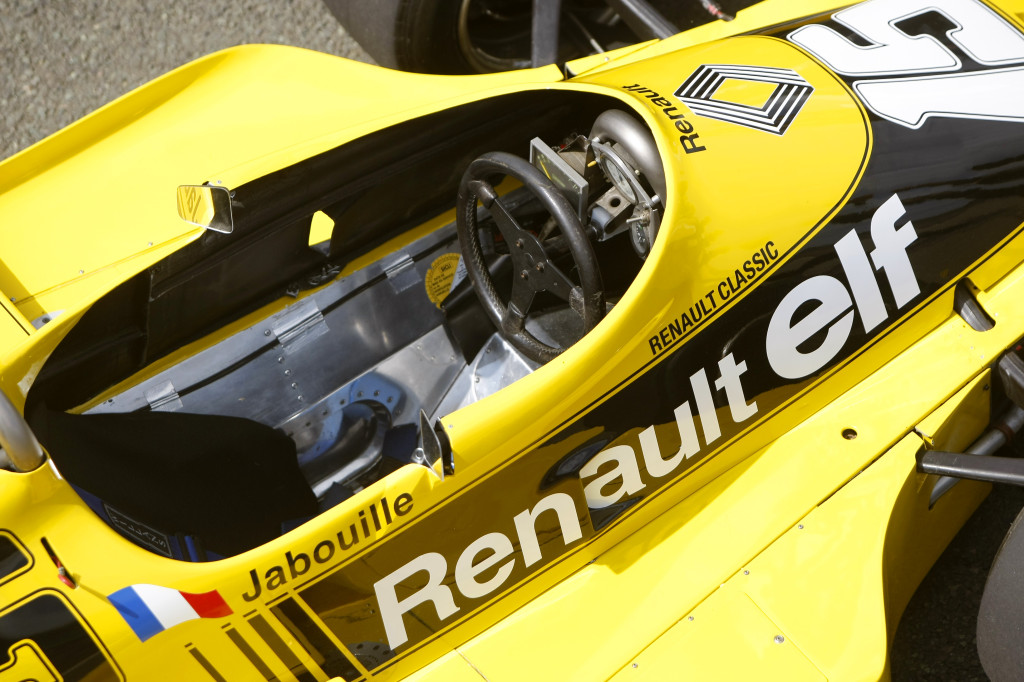 Renault-001