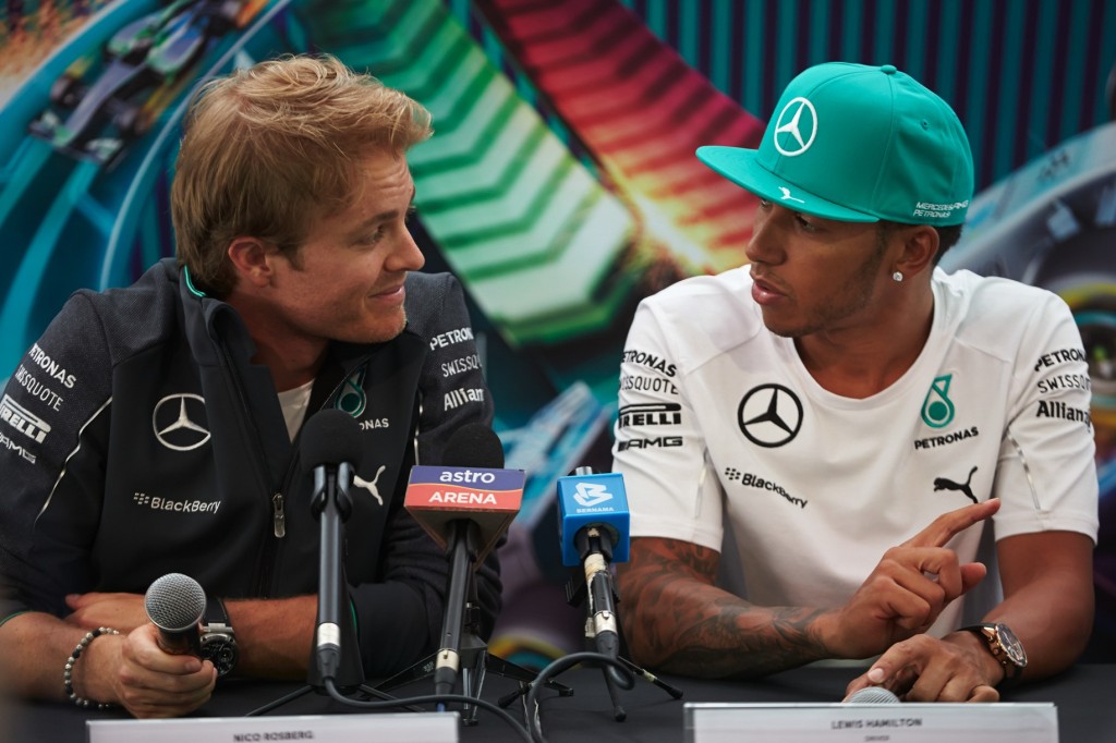 369078636-5330122632014-s