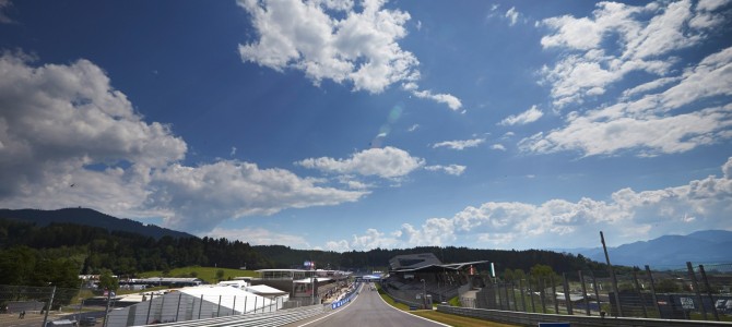 2015年のシーズン中テストはスペインとオーストリア 2015年のシーズン中テストはスペインとオーストリア