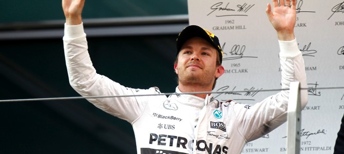 ハミルトンは意図してロズベルグを抑えようとしたのか ハミルトンは意図してロズベルグを抑えようとしたのか