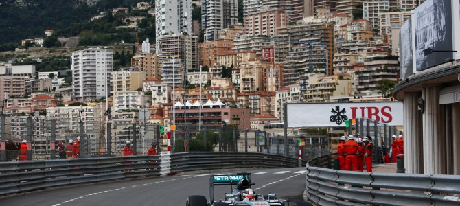 無線から読み解くハミルトンのタイヤ交換