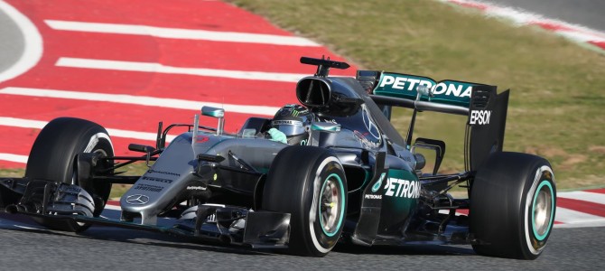 テストからわかった五つのこと 2 メルセデスも進化した