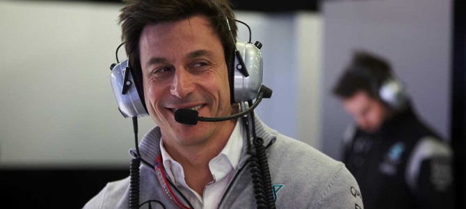 メルセデスのスタート失敗 原因はハードか? メルセデスのスタート失敗 原因はハードか?