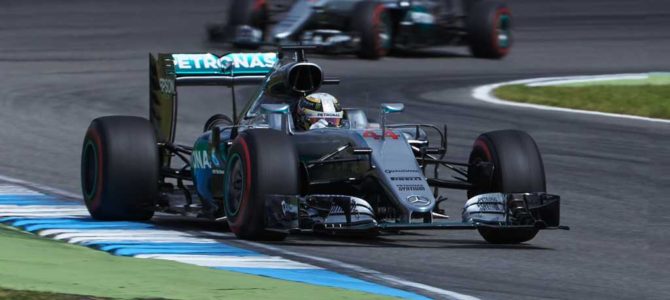 僅差だが埋められないギャップ 僅差だが埋められないギャップ