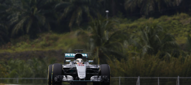 ハミルトン衝撃のリタイヤ