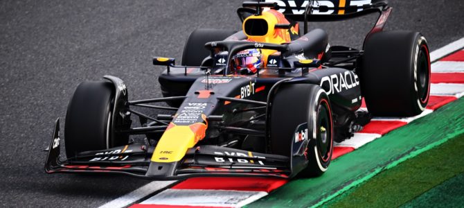 ペレスのアドバンテージを覆した、フェルスタッペン勝利への3つの要因 ペレスのアドバンテージを覆した、フェルスタッペン勝利への3つの要因