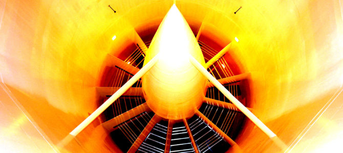 レッドブルの開発を阻む冷戦時代の遺物