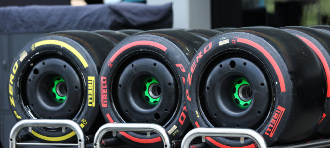 タイヤ劣化の真実：レース結果を左右するデグラデーション管理