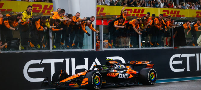 アブダビの栄冠:マクラーレンの戴冠とフェラーリの苦闘_アブダビGP観戦記 アブダビの栄冠:マクラーレンの戴冠とフェラーリの苦闘_アブダビGP観戦記